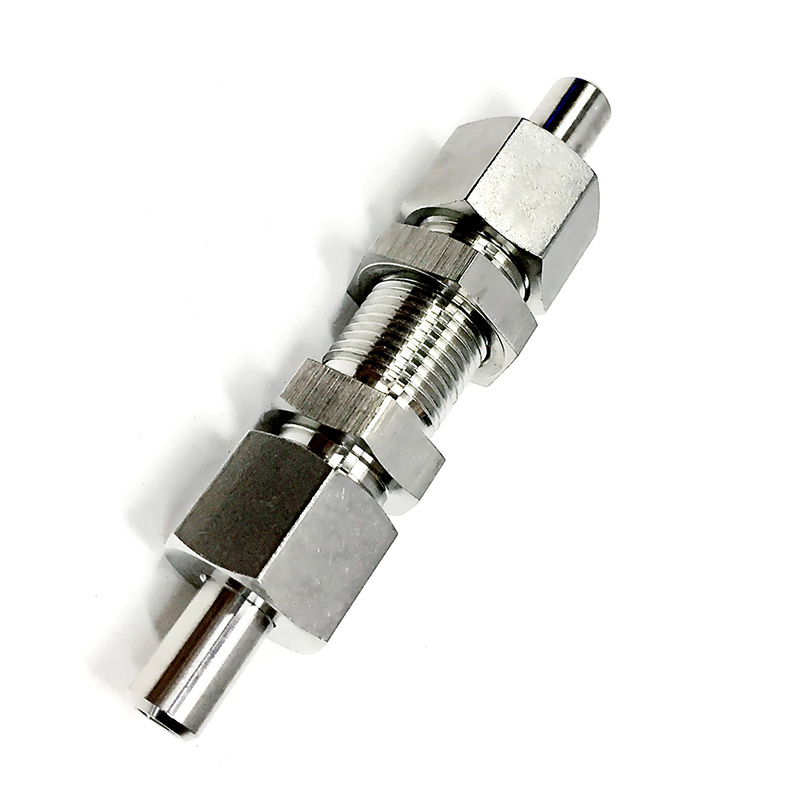 24度錐焊接式隔壁直通接頭